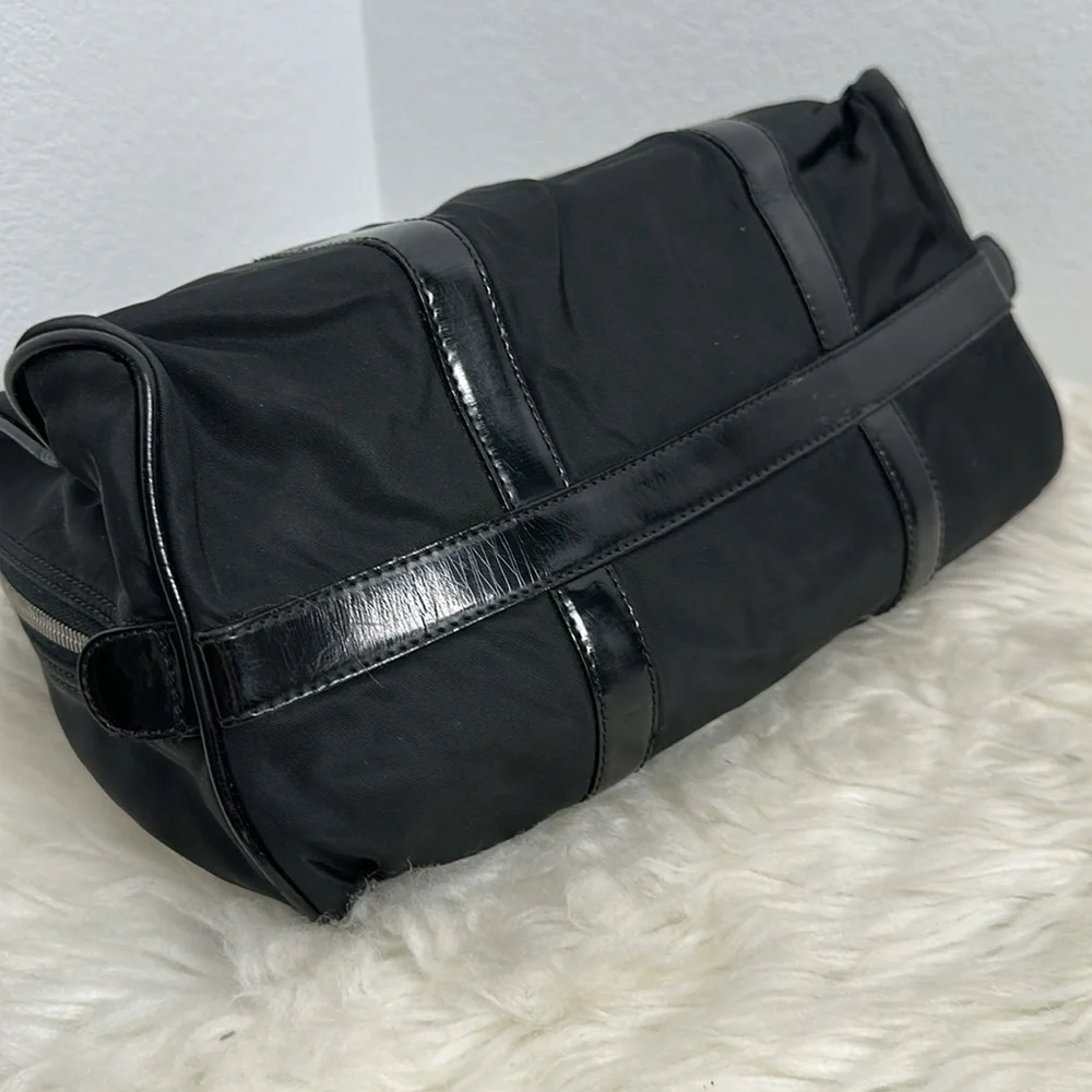 💯 Authentic Dior Handbag🍀 - Picture 9 of 17